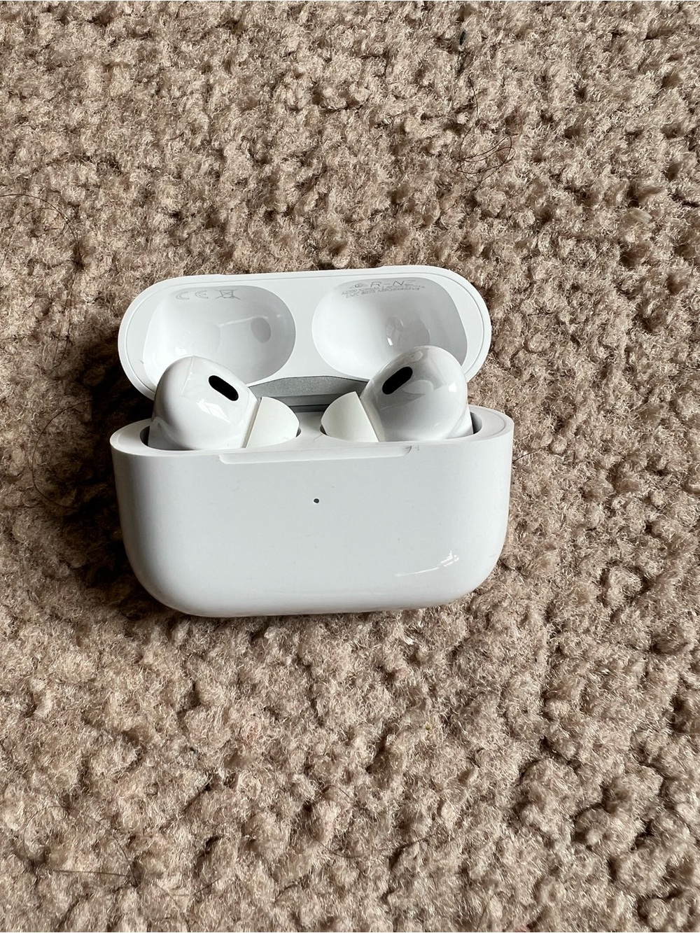 AirPod 2nd Gen - Wireless Earbuds with Charging Case - White